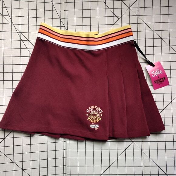 Justice Girls x Stranger Things Knit Pique Skirt NWT size 10/Medium - Picture 16 of 16